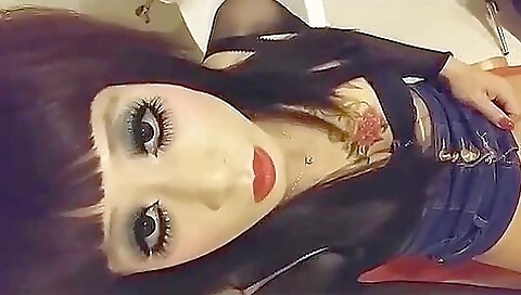 Hot amateur anal video of a kinky lady with a tattoo