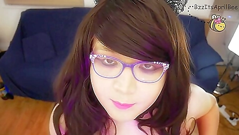 Sexy brunette gets naked and enjoys a hot solo sex clip