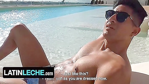 Amateur anal sex with a sexy latina in outdoor pov