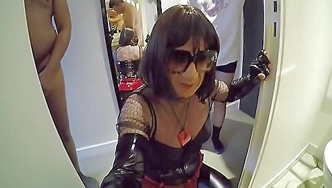 Amateurs shemale gets fucked and fucked in the ass